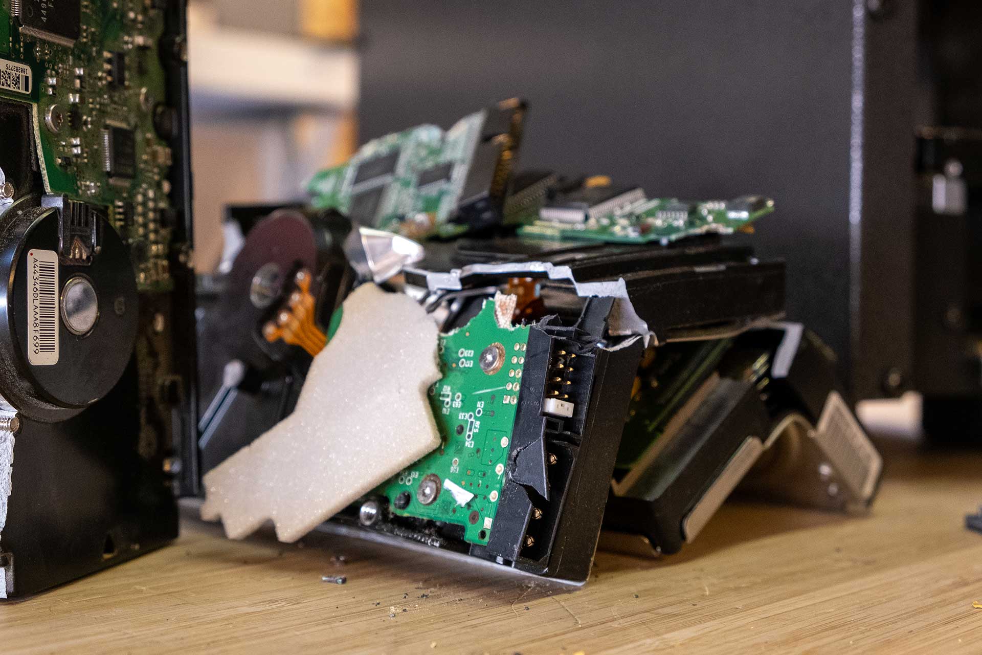 Hard drive recycling service with data destruction - Laval, Montreal